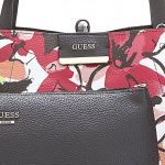 Innovation SS18: the reversible shopping bags from Guess are back