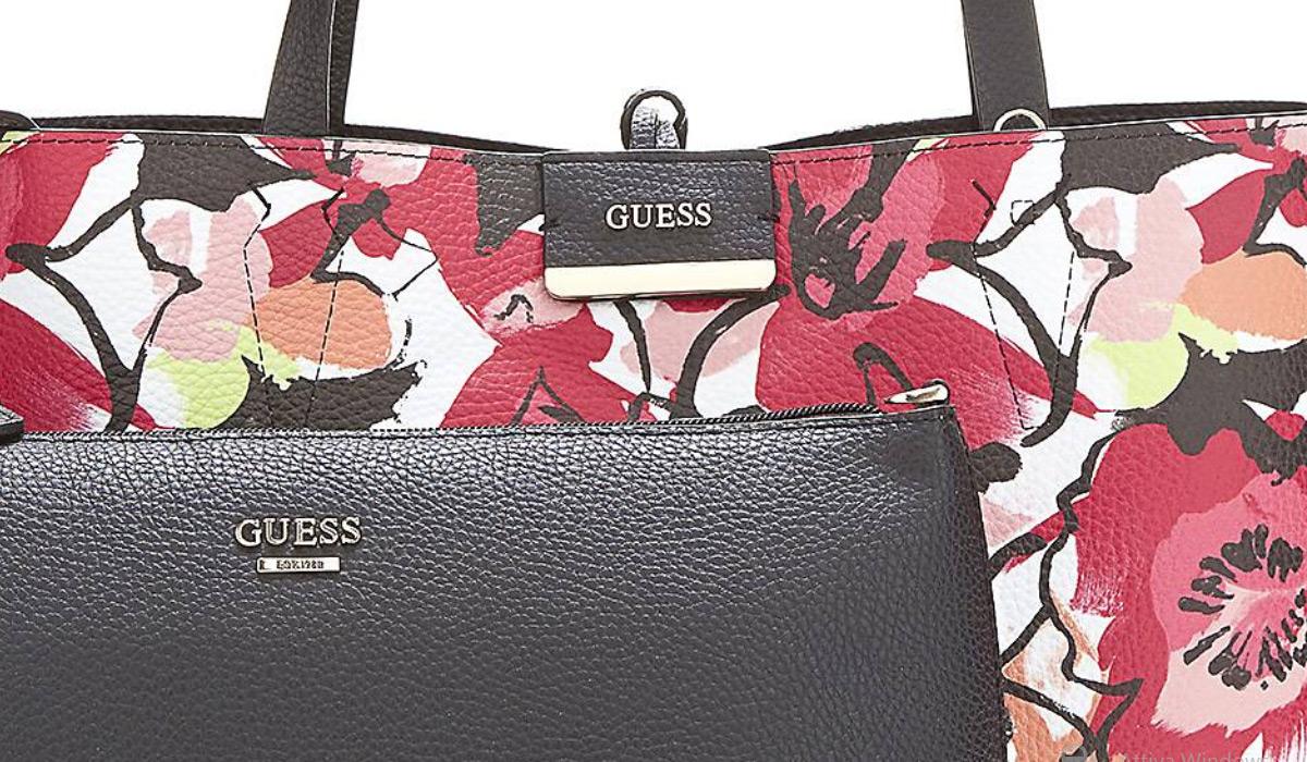 Innovation SS18: the reversible shopping bags from Guess are back