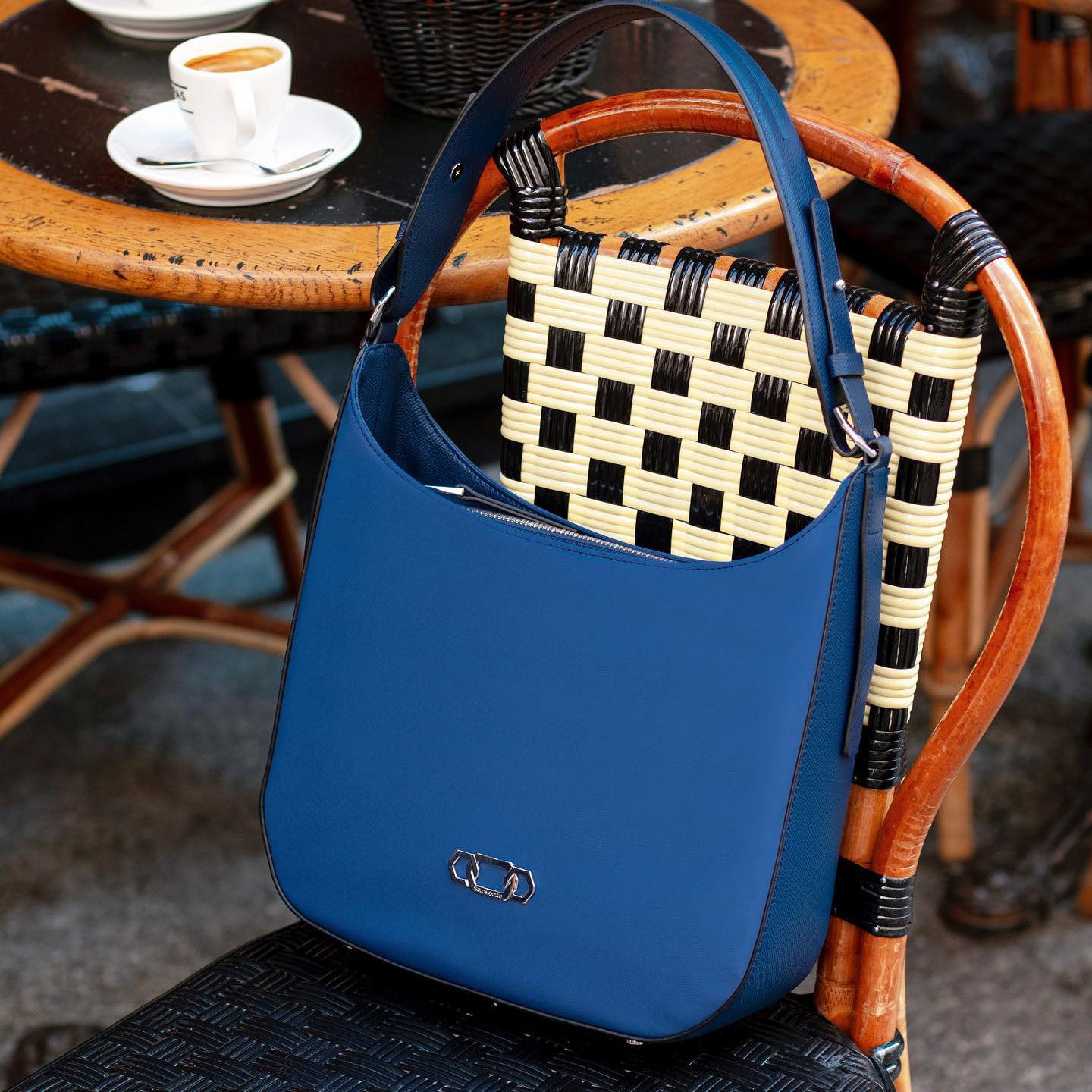 The SS22 collections of Samsonite handbags in the name of functionality and sweet colors